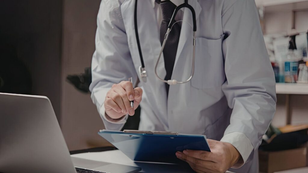 Role of a Medical Expert review relevant literature